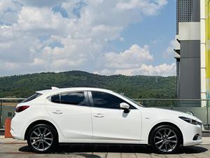 Mazda3 Axela <span class=keywords><strong>2017</strong></span> Usado, Skyactiv-G 2.0L, Motor de Aspiración Natural, Tracción Delantera, Familiar, Hatchback - Product Image 4