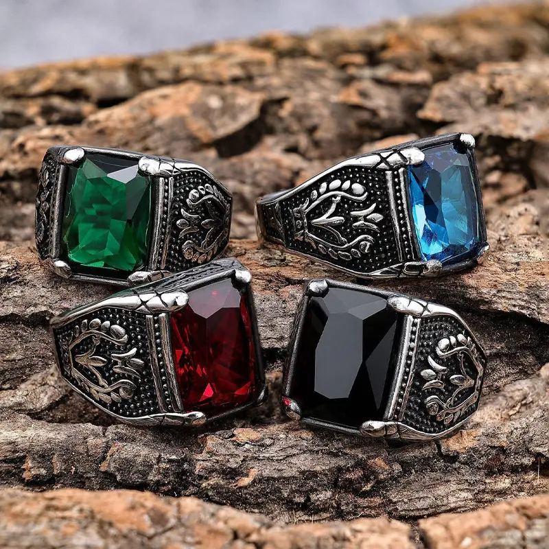 Cincin Pria gaya Ottoman Vintage perhiasan cincin batu zirkonia kubik hijau persegi Turki buatan tangan baja tahan karat