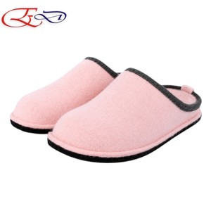 Customized <b>Cozy</b> Women's Felt <b>Slippers</b>, Light Weight Anti‑Slip Latex Sole Soft Round Toe for Winter Home Lounge Relax - Product Image 1
