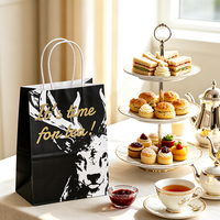 Sac en papier brun et blanc personnalisé avec poignées torsadées pour la livraison de repas à emporter en restaurant – Prix usine