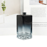 Flacons de parfum en verre carrés imprimés de luxe vides de 100 ml avec diffuseur à bâtonnets
