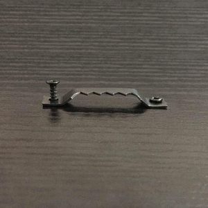 مشابك تعليق صور فولاذية صغيرة من ديبانج هاردوير مع براغي وخطافات للساعات واللوحات الفنية والإطارات - Product Image 3