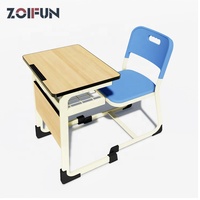 Ensemble de meubles scolaires modernes en bois réglables en hauteur, tables et chaises d'école
