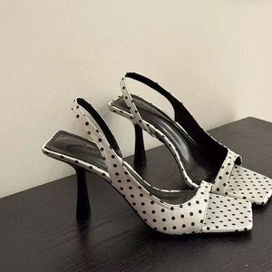 <span class=keywords><strong>Scarpe</strong></span> da Donna con Tacco Sottile e Punta Quadrata ZY-49, Nuovo Design Nero a Pois con Punta Aperta e Tacco Alto - Product Image 6