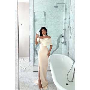 ชุดราตรีทรงเอไลน์หรูหรา สีเบจ ไซส์ XS แบบเอ็มไพร์ แต่งระบายเป็นชั้นๆ ประดับด้วยคริสตัล ไข่มุก กลิตเตอร์ ดอกไม้ ยาวลากพื้น - Product Image 2