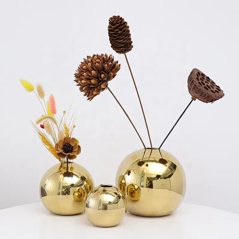 Nordic Simple Style Luxury Gold Ball Vase Ceramic Circular Vase Home Decor Gold Plated Interior Decoration