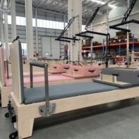 Cama de Pilates Reformer con Núcleo de Madera, Ajustable, Portátil, Multifuncional, Equipo de Fitness Duradero