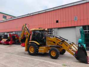 Nouvelle chargeuse-pelleteuse CAT 420F à bras droit avec godet 4-en-1, engin de construction en stock - Product Image 6