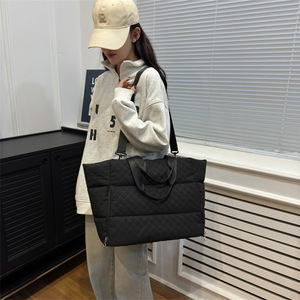 Nhà Máy Tùy Chỉnh Khô Và Ướt Isolationshopping Túi <span class=keywords><strong>Niu</strong></span> <span class=keywords><strong>Jin</strong></span> Không Thấm Nước Mua Sắm Túi Công Suất Lớn Trọng Lượng Nhẹ Túi Crossbody - Product Image 6