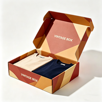 Boîtes d'expédition en carton ondulé personnalisées Ching TA avec gaufrage et doublure en mousse, emballage durable pour vêtements et chaussures
