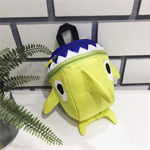 Sac à dos mignon en forme de requin, en toile rouge et bleue, durable, sac cadeau pour enfants, style tendance - Product Image 2