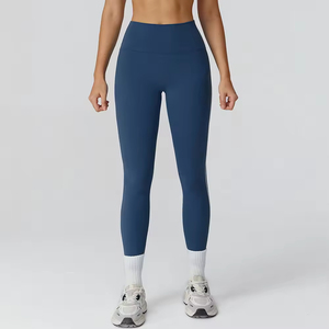 Pantalons de yoga pour femmes personnalisés avec bandes latérales de compression, en polyester et élasthanne, taille élastique, longueur intégrale, pour l'entraînement et le yoga - Product Image 4