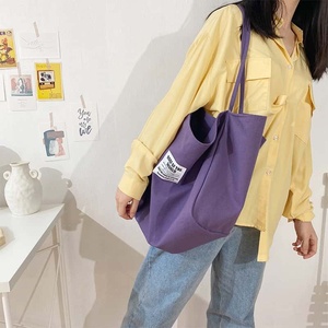 Sac fourre-tout en feutre non tissé rose, couleur unie, design minimaliste, ouverture supérieure, sac de shopping toutes saisons - Product Image 5