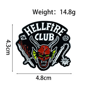 Épinglette en émail vintage <span class=keywords><strong>Hellfire</strong></span> <span class=keywords><strong>Club</strong></span> Demon Head, broche rétro style D&D, épinglette unique pour collectionneurs et cosplayers - Product Image 3