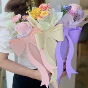 Vente en gros de boîtes à fleurs fraîches haut de gamme, avec nœud, pour la Saint-Valentin, la fête des mères, emballage en papier laminé - Product Image 3