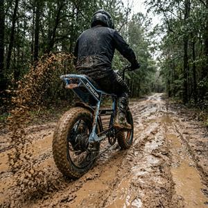 Sepeda Motor Listrik Ban Gemuk Siap Pakai di Medan Berlumpur dengan Suspensi Depan dan Rem Cakram Hidrolik, Cruiser untuk Berkendara di Medan Basah Setelah Hujan - Product Image 6