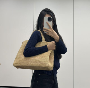 2025 Wholesale Fashion <strong>Raffia</strong> Grass Straw Bag Handmade Madagascar <strong>Raffia</strong> <strong>Tote</strong> Bag Trendy Beach Handbags for Women - Product Image 5