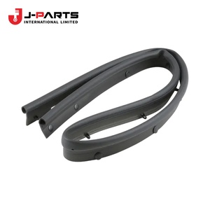 Joint d'étanchéité, cache-phare pour capot Toyota Hilux GGN15 2004-2015 OE 53183-0K030 531830K030 - Product Image 1