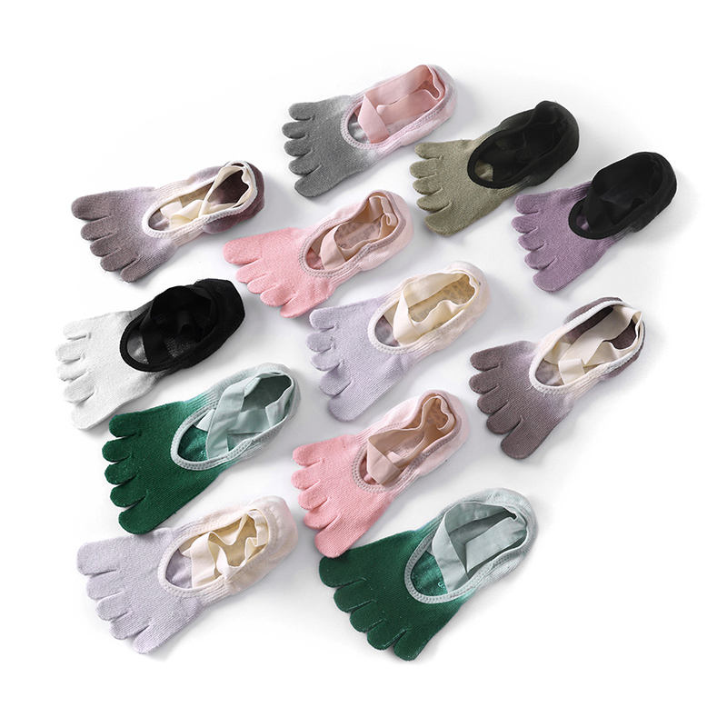 ถุงเท้าโยคะ