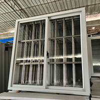 Ventana Corredera de Aluminio con Recubrimiento en Polvo para Proyectos de Renovación de Habitaciones de Hotel con Doble Acristalamiento, Color Blanco Wharton, para Apartamentos Residenciales