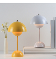 Lampe de nuit LED sans fil portable lumière chaude contrôle tactile lampe de table en forme de fleur pour la maison avec lumière de bureau et lumière de chevet