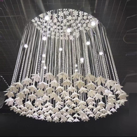 Décorations de plafond de mariage de luxe, rideaux suspendus en perles acryliques de cristal avec fleurs pour la décoration du plafond