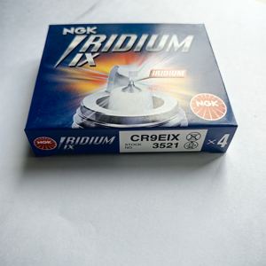 铃木汽车通用的原装NGK Bujias摩托车零件配件3521 CR9EIX，与CR9E /IU27、原始设备制造商9900079A37U7E - Product Image 2