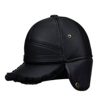 Gorro de invierno de cuero PU suave, gorra cálida y cómoda con orejeras para hombres mayores, gorra de béisbol gruesa para clima frío para ancianos