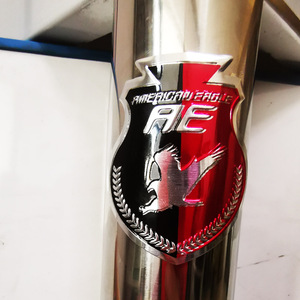 Pegatina de aluminio fundido a presión de metal para bicicleta, logotipo personalizado con <span class=keywords><strong>nombre</strong></span> para etiqueta personalizada, <span class=keywords><strong>pegatinas</strong></span> de logotipo de marco de bicicleta - Product Image 6