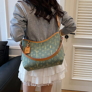 En 2025, una Nueva Tendencia en Bolsos Tote para Mujer: Bolsos Hechos de Material PU con Cierre de Cremallera y Estampados con Diseño de Mezclilla 6001 - Product Image 4