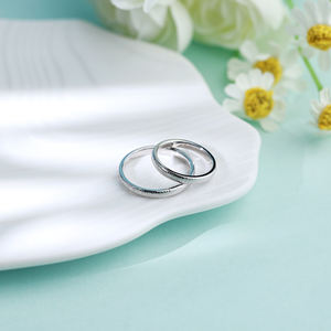 Anillo de Boda Promocional de Oro Blanco Sólido de 18K con Acabado Martillado, Diseño Personalizado de Calidad para un Estilo Clásico y Sencillo para Bodas - Product Image 3