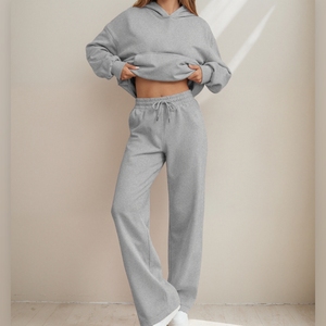 Женский комплект из Свитера и брюк на флисовой подкладке - Product Image 4