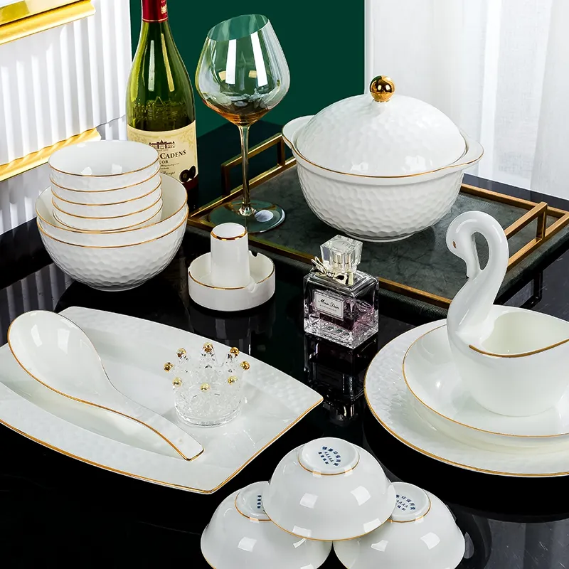 Wholesale Nordic Gold Rim Hammered Bone China Tableware 60pcs Porcelain Ceramic Dishes Plates Dinnerware Dinner Set for Wedding