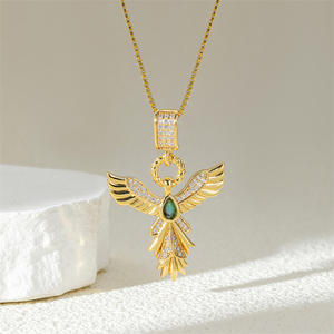 Collana con Ciondolo Angelo in Acciaio Inossidabile Placcato Oro 18k con Zirconi per Donne Gioielli in Acciaio al Titanio - Product Image 5