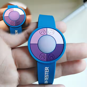 Commercio all'ingrosso su misura all'aperto <span class=keywords><strong>UV</strong></span> Tester Silicone braccialetti di colore che cambiano famiglia braccialetti di gomma promozionali all'aperto <span class=keywords><strong>UV</strong></span> - Product Image 5