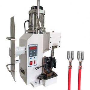 Machine de sertissage de câbles horizontale de précision silencieuse de 2 tonnes pour faisceaux de câbles et bornes de câbles, durable - Product Image 4