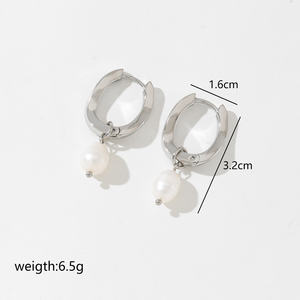 ต่างหูห่วงสแตนเลสรูปทรงเรขาคณิตสีเงินกันน้ำสไตล์ผู้หญิงที่สง่างามต่างหูห่วงมุก - Product Image 2