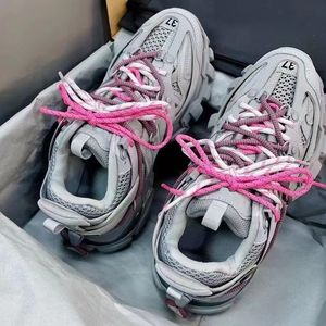 Zapatillas Chunky de Moda para Mujer de Alta Calidad, Negras, Nuevas, Ligeras, Transpirables, Estilo Casual para Caminar, Zapatos de Diseñador para Hombre - Product Image 4