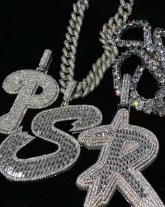 Collar con colgante de Hip Hop de alta calidad con letra inicial única helada grande, colgantes de moissanita más vendidos, dijes para hombres y mujeres - Product Image 4