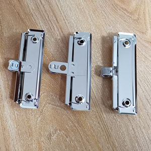 ซัพพลายเออร์จีน ขายส่งอุปกรณ์การเรียน คลิป<span class=keywords><strong>หนีบ</strong></span>กระดาษแบบวงแหวนขนาด 100 มม. คลิป<span class=keywords><strong>หนีบ</strong></span>เอกสารสำนักงาน คลิป<span class=keywords><strong>หนีบ</strong></span>กระดานโลหะ พร้อมที่ใส่ปากกา - Product Image 3