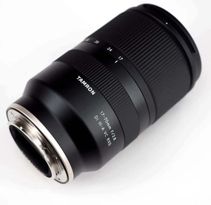 Objectif zoom Tamron 17-70mm F2.8 Di III-A VC RXD avec filtre 67mm, objectif standard pour appareils photo Sony E et Fujifilm X - Product Image 4