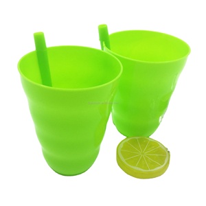 10oz פלסטיק ילדים שתיית מים קש כוס עם קש
