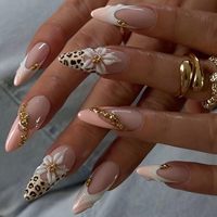 Juego de Uñas Postizas Francesas de Lujo con Diseños de Almendras, Stilettos y Mariposas, Uñas de Cobertura Completa Modernas con Pegamento, Marca Privada