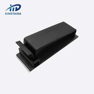 Venta al por mayor Clip de abrazadera de cable negro multiusos fuerte autoadhesivo de plástico de nailon soporte de cable organizador de gestión - Product Image 5