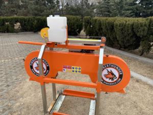 18" Hydraulische Kleine Holz Sägewerksmaschine Tragbare Diesel / Benzin Bandsäge - Product Image 4