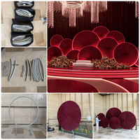 Ensemble de toiles de fond plissées circulaires en tissu de soie de lait, panneau de tissu plissé rond bordeaux pour décoration de scène de mariage