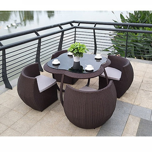 Ensembles de Jardin Modernes Minimalistes en Fer pour l'Extérieur : Tables, Chaises et Parasol Tressé à la Main - Product Image 2