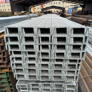 Canal de Acero Galvanizado en Forma de <span class=keywords><strong>U</strong></span>/<span class=keywords><strong>C</strong></span> de Bajo Precio de Fábrica - Product Image 4