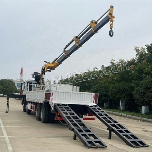 Grue à flèche télescopique montée sur <span class=keywords><strong>camion</strong></span> de <span class=keywords><strong>35</strong></span> et 40 tonnes de fabrication chinoise, département des ventes, <span class=keywords><strong>camion</strong></span>-grue articulée lourde HOWO - Product Image 5