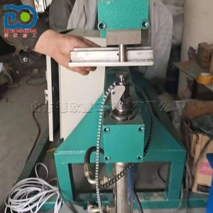 Machine à riveter <span class=keywords><strong>hydraulique</strong></span> à fonctionnement stable et économique, construction de qualité supérieure, machine à riveter <span class=keywords><strong>hydraulique</strong></span> abordable - Product Image 4